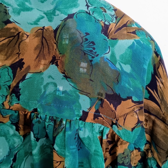 🦠VTG emerald green floral windbreaker - Picture 3 of 8
